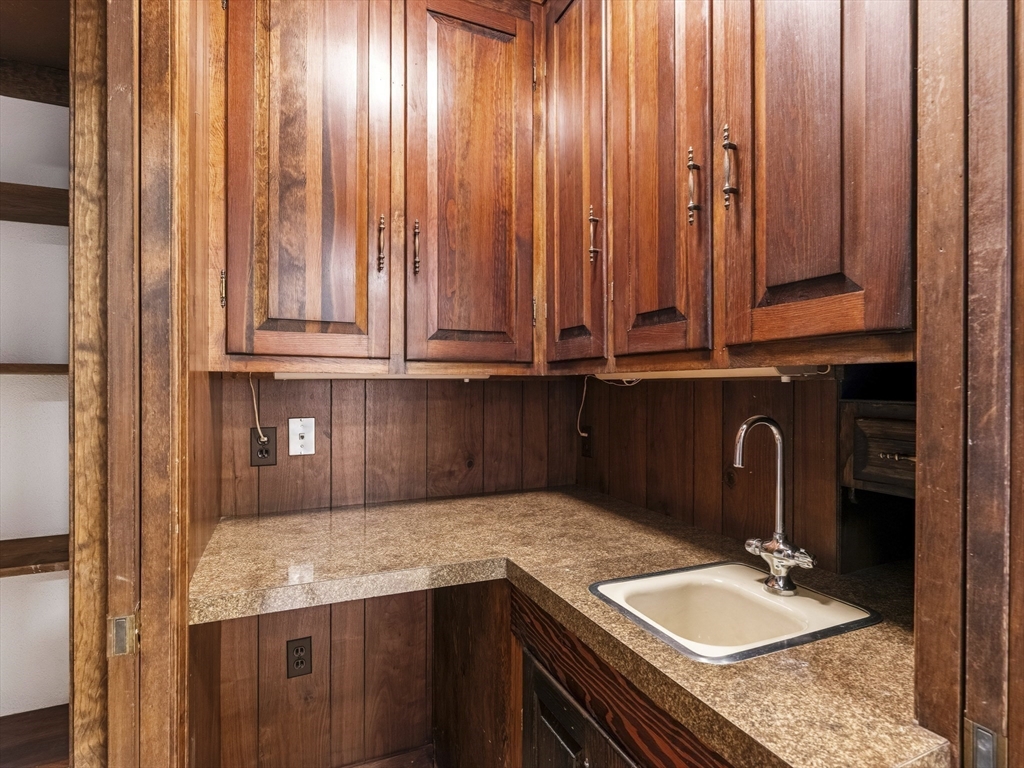 89 Windsor Avenue Acton, MA 01720 - Photo 25 of 42