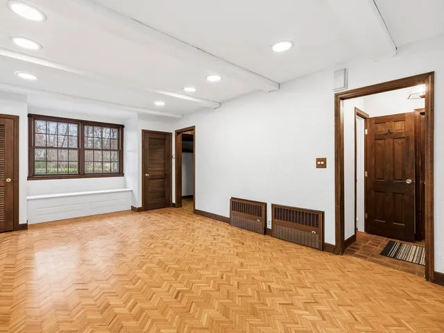 $715,000 | 89 Windsor Avenue, Acton, MA 01720