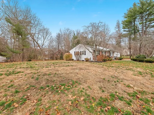 $715,000 | 89 Windsor Avenue, Acton, MA 01720