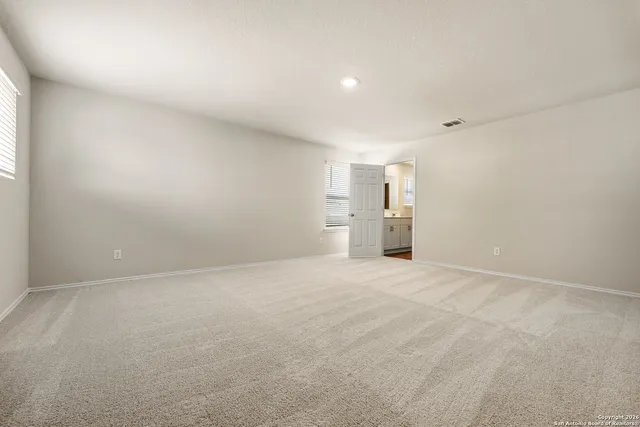 a view of empty room