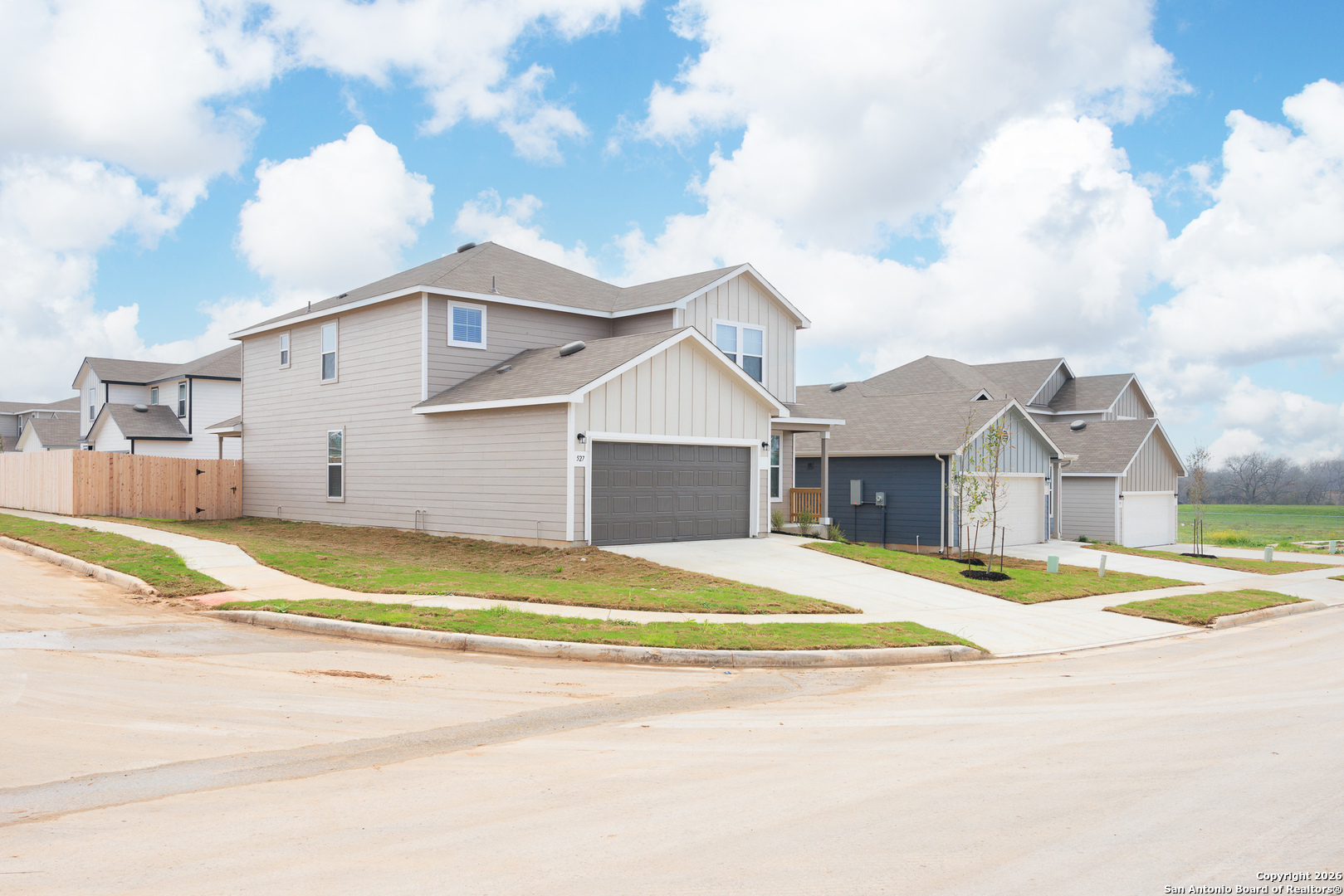 527 Autumn Rouge New Braunfels, TX 78130 - Photo 2 of 18