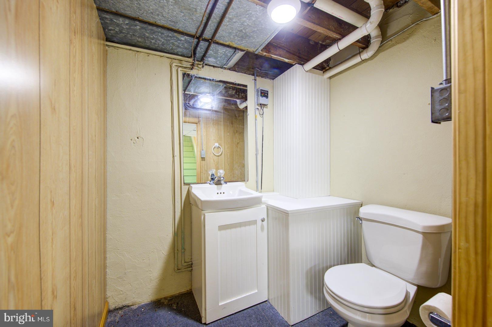 273 South Devon Avenue Wayne, PA 19087 - Photo 26 of 32 a bathroom with a sink a toilet and shower