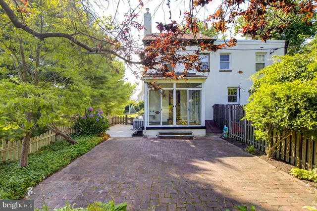 $3,000 | 273 South Devon Avenue, Wayne, PA 19087