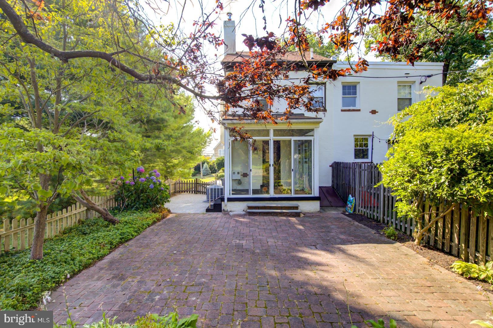 273 South Devon Avenue Wayne, PA 19087 - Photo 28 of 32 a view of a house with a garden