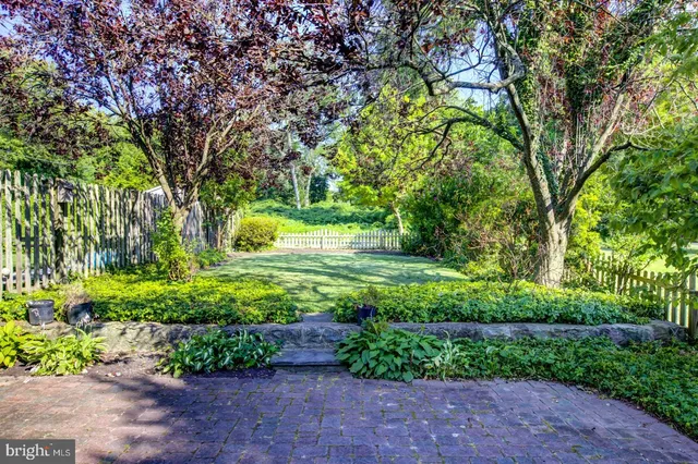 $3,000 | 273 South Devon Avenue, Wayne, PA 19087