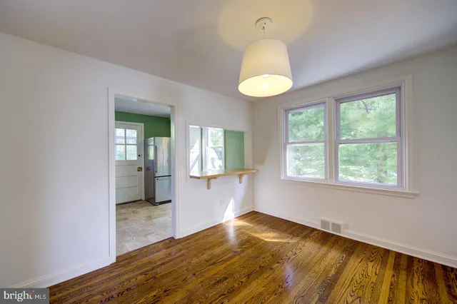 $3,000 | 273 South Devon Avenue, Wayne, PA 19087