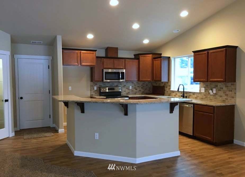 9310 179th Lane Southwest Rochester, WA 98579 - Photo 2 of 11