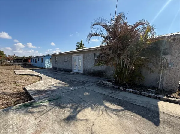 $156,000 | 1129 Southwest Golden Avenue, Arcadia, FL 34266