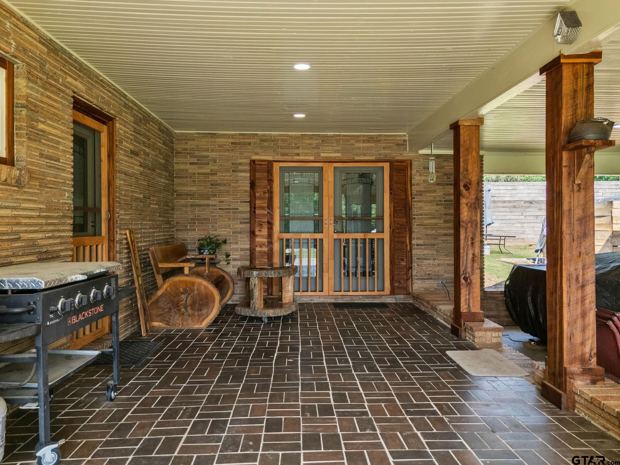 519 E Well Naples, TX 75568 - Photo 32 of 48