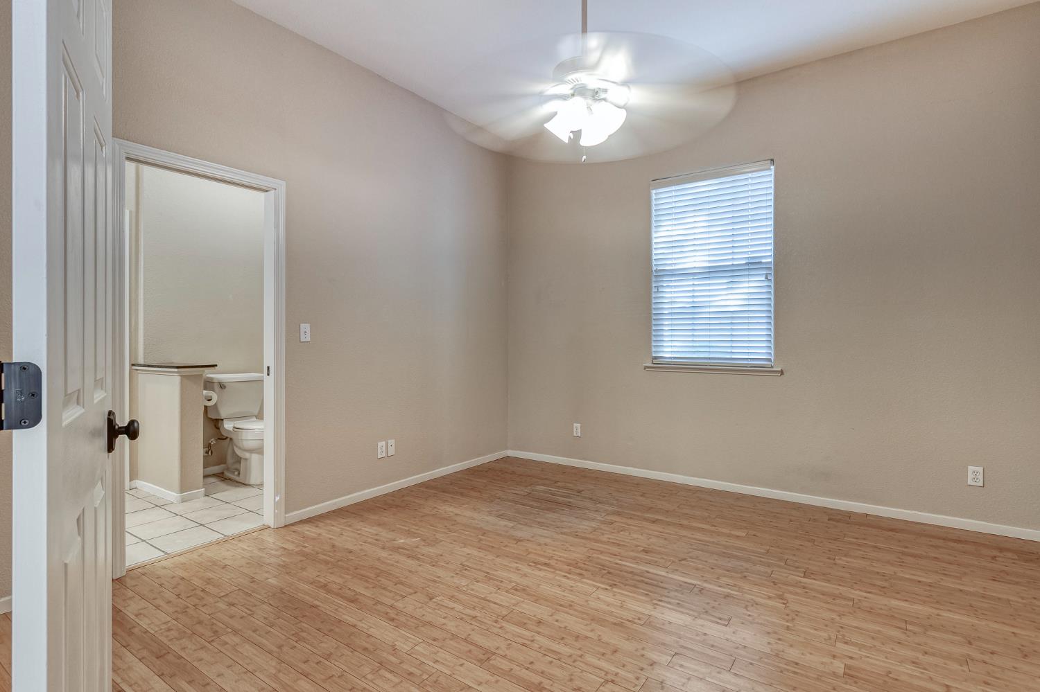 2100 Paramont Way Modesto, CA 95355 - Photo 15 of 28