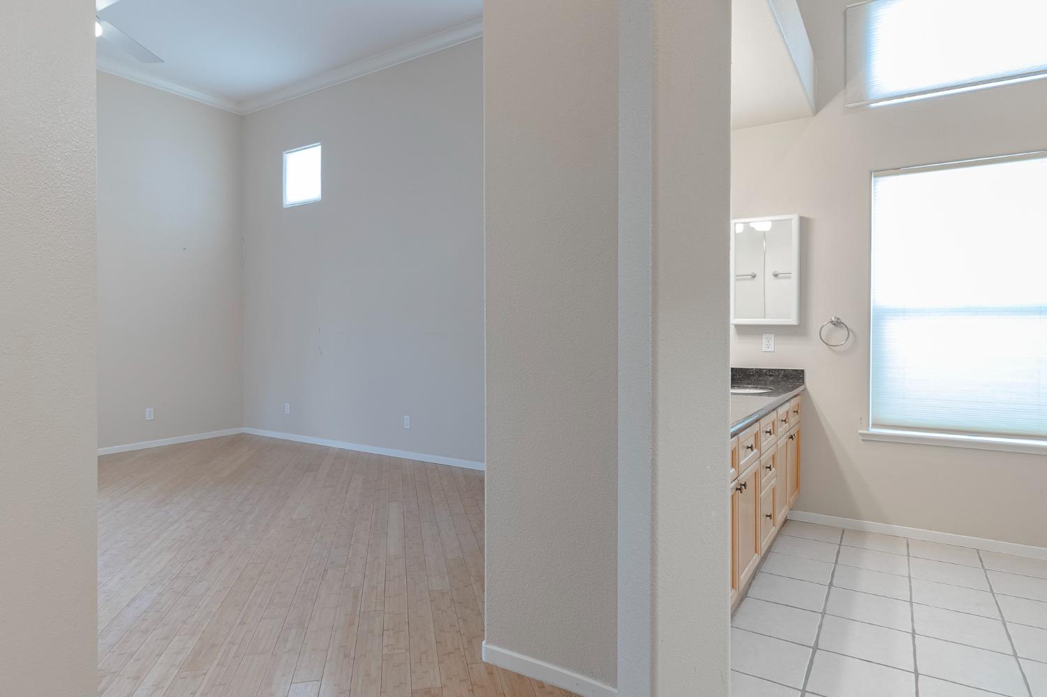 2100 Paramont Way Modesto, CA 95355 - Photo 22 of 28