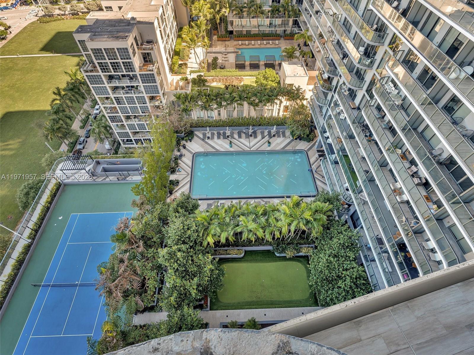 121 Northeast 34th Street, Unit 2016 Miami, FL 33137 - Photo 23 of 55