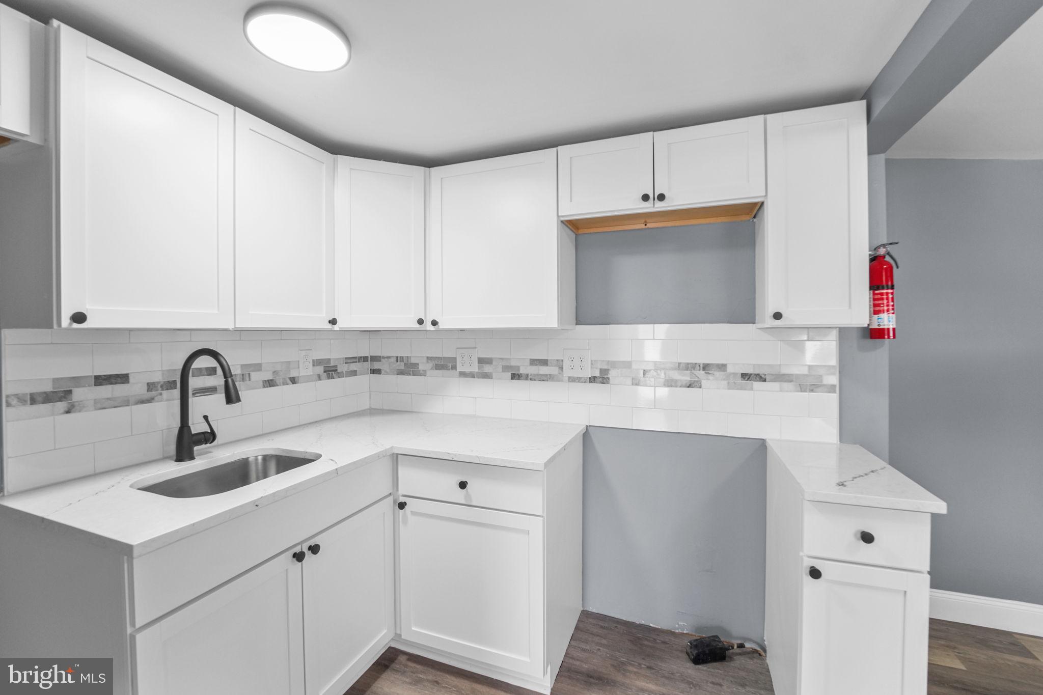 200 West Buckshutem Road Millville, NJ 08332 - Photo 9 of 31