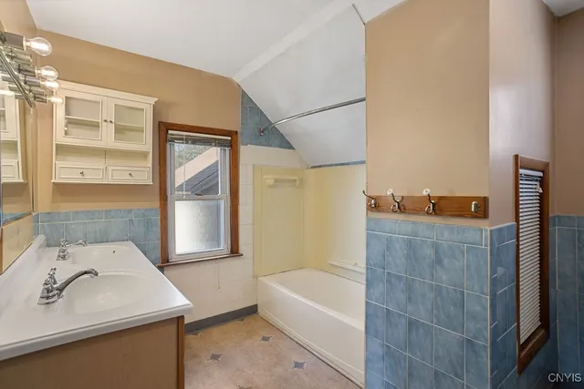 $285,000 | 406-408 Hillside Avenue, Geddes, NY 13219