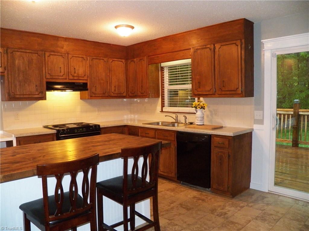 3489 Day Road Walkertown, NC 27051 - Photo 8 of 32 Gallery Image 8