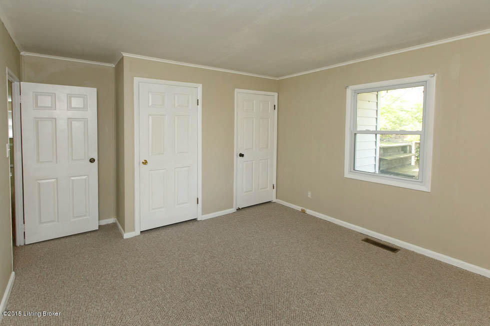 1808 Millgate Road Louisville, KY 40223 - Photo 10 of 29 3J8A7363