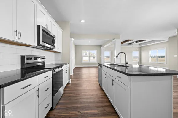 $484,900 | 6207 Preserve Way, McCordsville, IN 46055