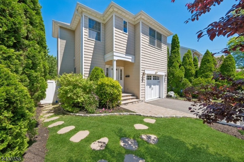 13 Edgar Street Summit, NJ 07901 - Photo 1 of 31