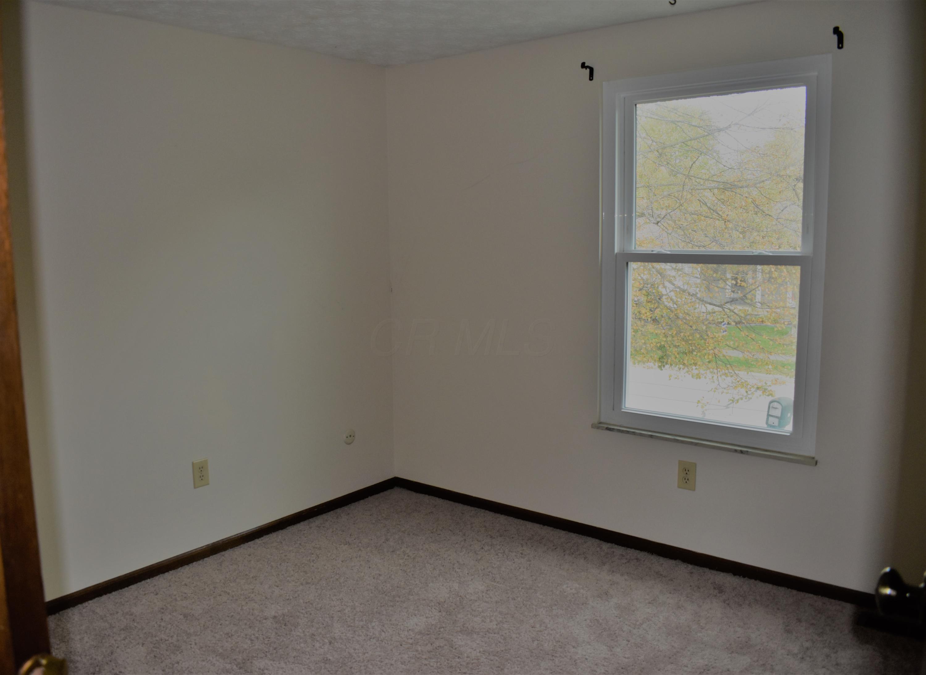 311 Rimbey Avenue Columbus, OH 43230 - Photo 10 of 18
