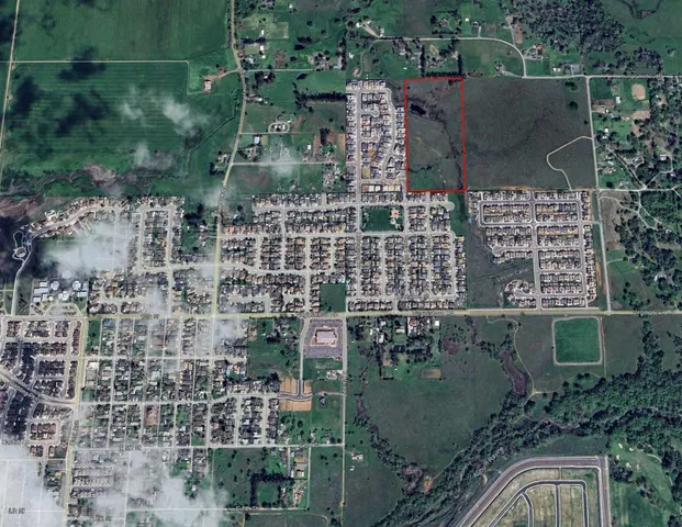 an aerial view of a houses