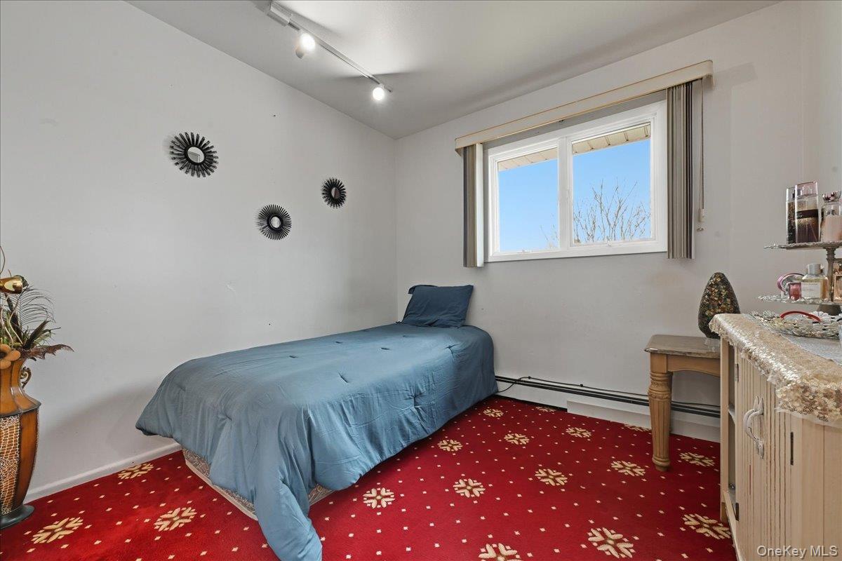 400 Plainview Road Hicksville, NY 11801 - Photo 17 of 30