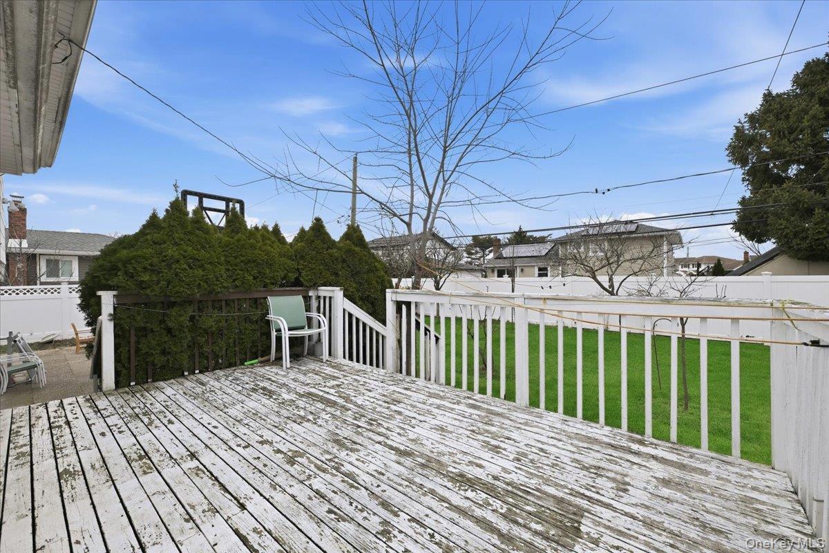 400 Plainview Road Hicksville, NY 11801 - Photo 25 of 30