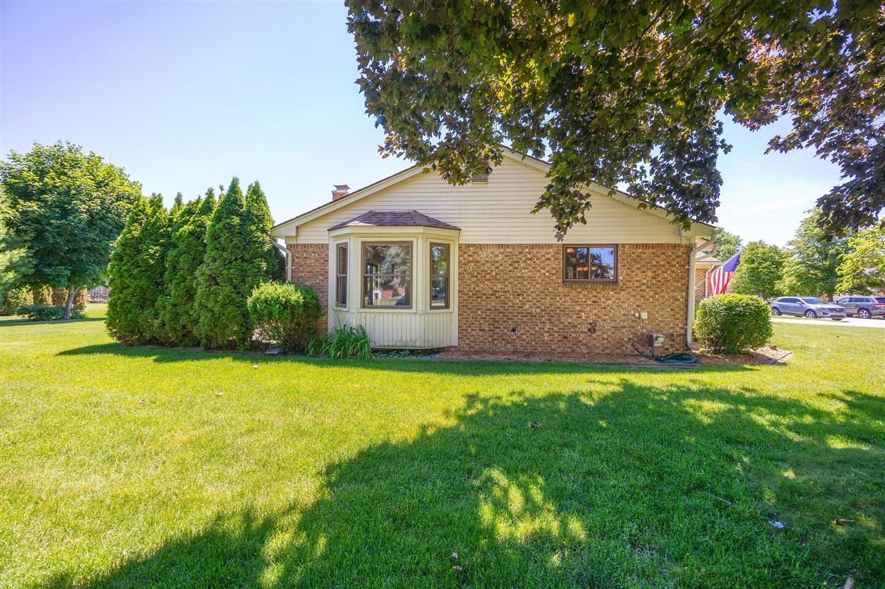 476 Coldiron Drive Rochester Hills, MI 48307 - Photo 25 of 36