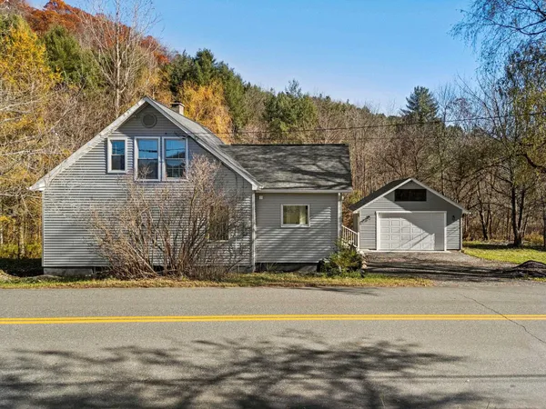 $395,000 | 96 East Randolph Road, Chelsea, VT 05038