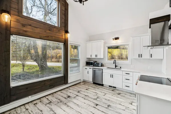 $395,000 | 96 East Randolph Road, Chelsea, VT 05038