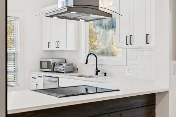 $395,000 | 96 East Randolph Road, Chelsea, VT 05038