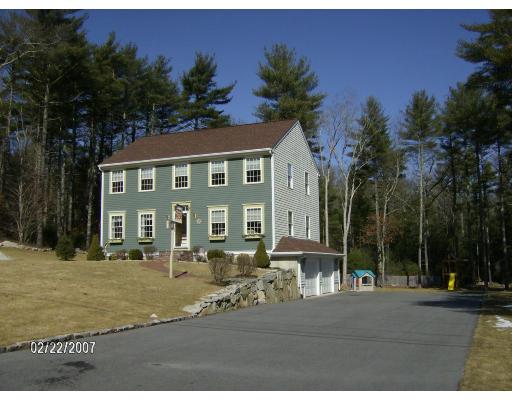 27 Mayflower Road Acushnet, MA 02743 - Photo 1 of 13 Gallery Image 1