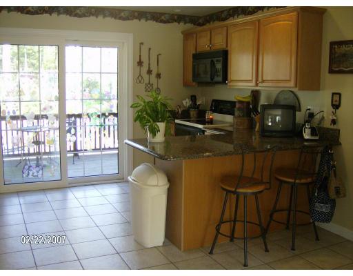 27 Mayflower Road Acushnet, MA 02743 - Photo 6 of 13 Gallery Image 6
