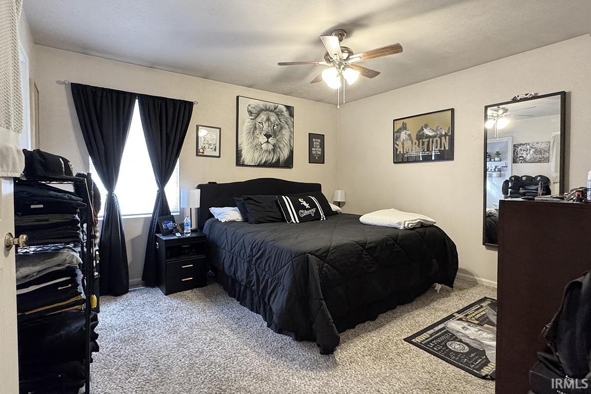 2015 Autumn Ridge Lane Elkhart, IN 46514 - Photo 2 of 32