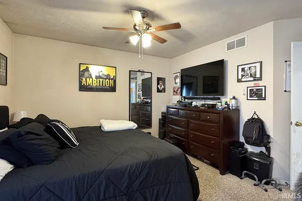$199,900 | 2015 Autumn Ridge Lane, Elkhart, IN 46514