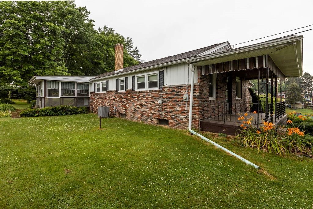 2028 Marshall Road Monaca, PA 15061 - Photo 3 of 25 Gallery Image 3