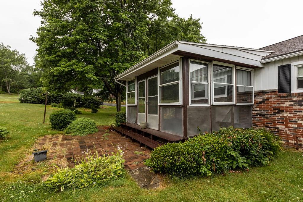 2028 Marshall Road Monaca, PA 15061 - Photo 4 of 25 Gallery Image 4