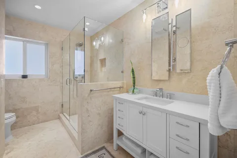 $2,895,000 | 3161 North 36th Street, Hollywood, FL 33021