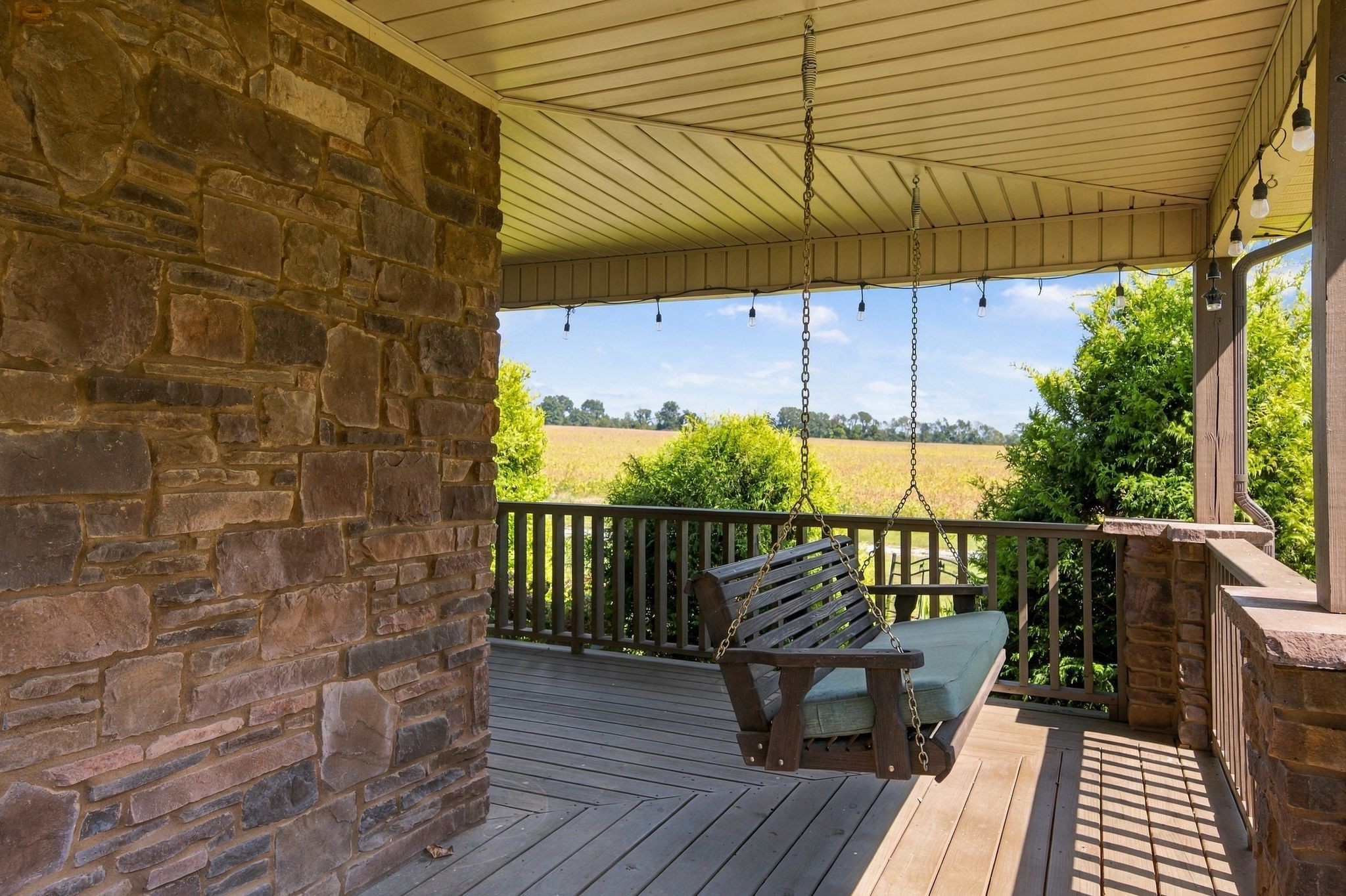 926 Post Oak Road Belvidere, TN 37306 - Photo 6 of 33 Gallery Image 6