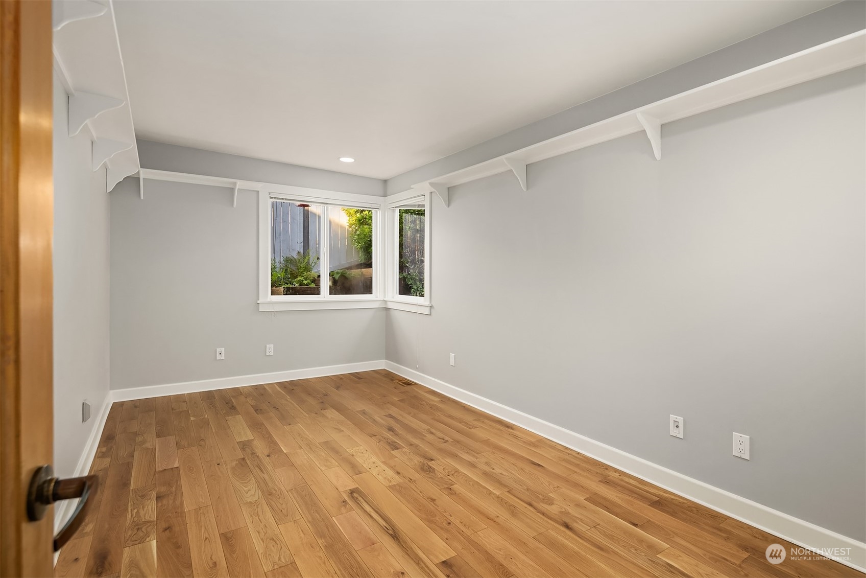 16925 Maplewild Avenue Southwest Burien, WA 98166 - Photo 20 of 40