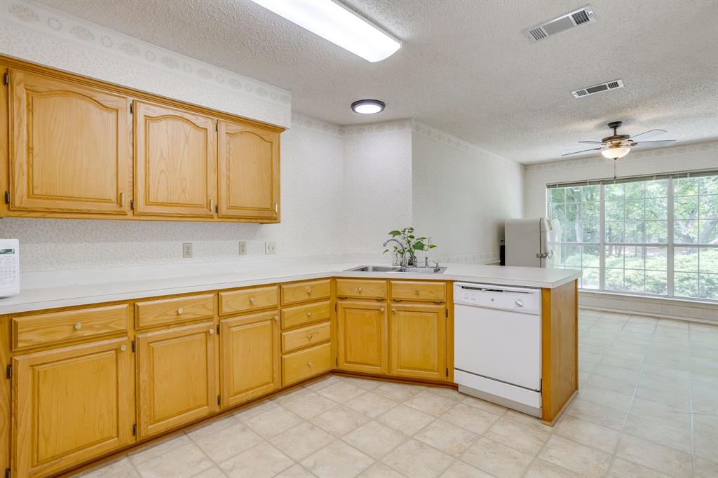22011 Pebble Drive Whitney, TX 76692 - Photo 27 of 40