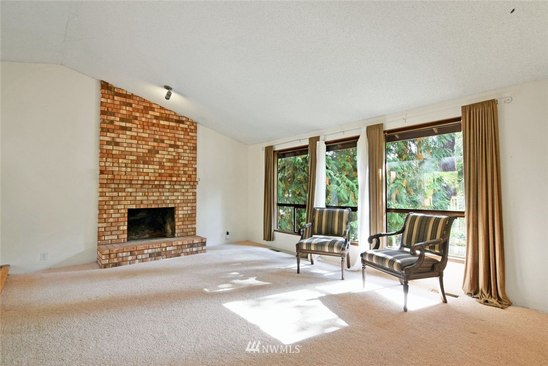 19 170th Place Southeast Bothell, WA 98012 - Photo 3 of 23