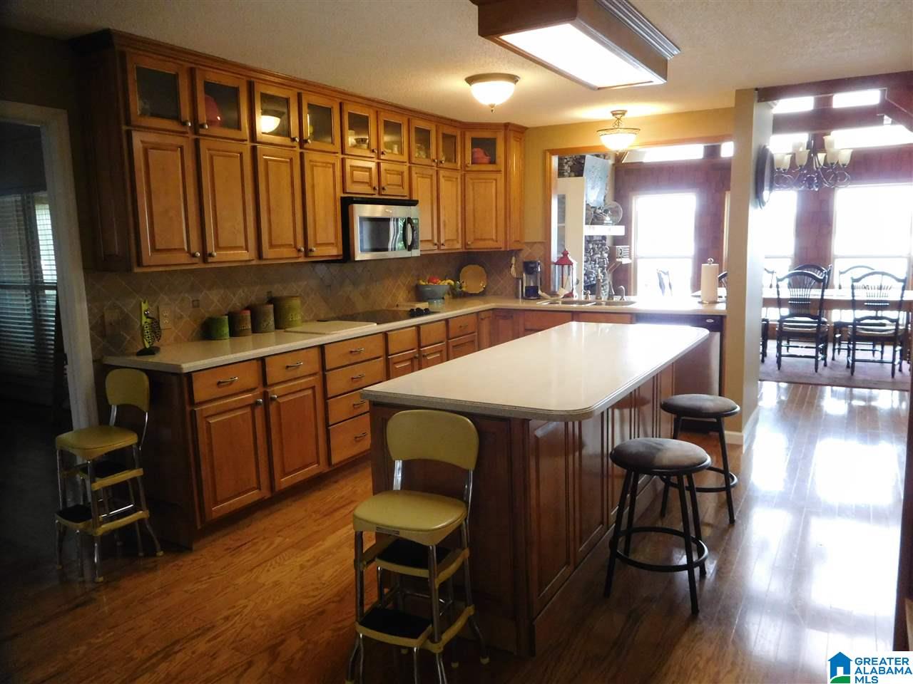 2178 Lands End Road Sylacauga, AL 35151 - Photo 10 of 45