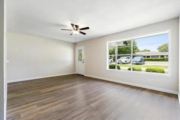 $435,000 | 510 Bradburn Road, Unit 510 512 514, Grand Saline, TX 75140