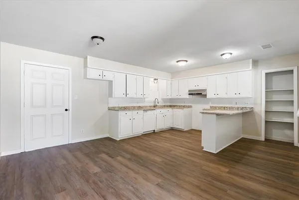 $435,000 | 510 Bradburn Road, Unit 510 512 514, Grand Saline, TX 75140