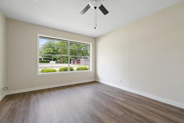 $435,000 | 510 Bradburn Road, Unit 510 512 514, Grand Saline, TX 75140