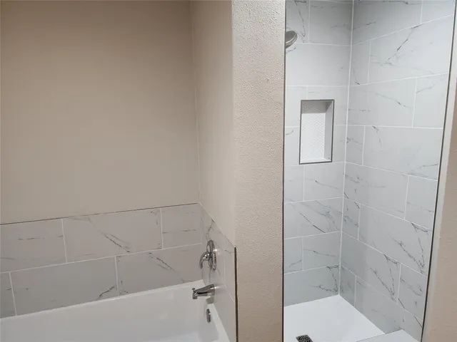 $435,000 | 510 Bradburn Road, Unit 510 512 514, Grand Saline, TX 75140