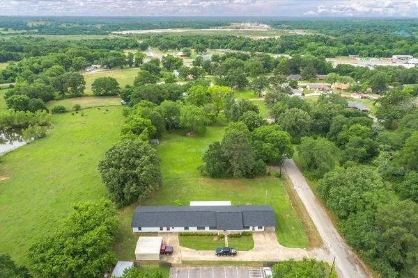 $435,000 | 510 Bradburn Road, Unit 510 512 514, Grand Saline, TX 75140