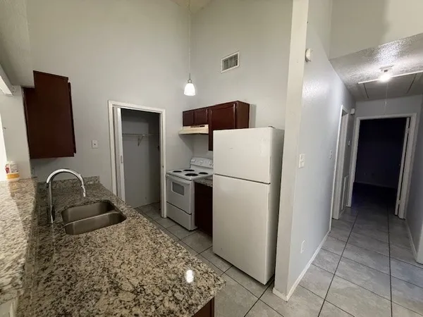 $1,275 | 22106 Moss Falls Lane, Spring, TX 77373