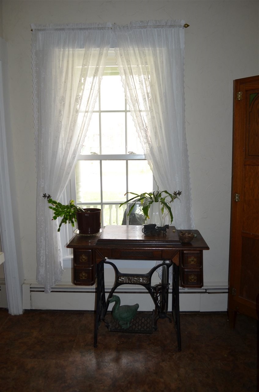 6 Pond Street Ludlow, VT 05149 - Photo 8 of 26 Gallery Image 8