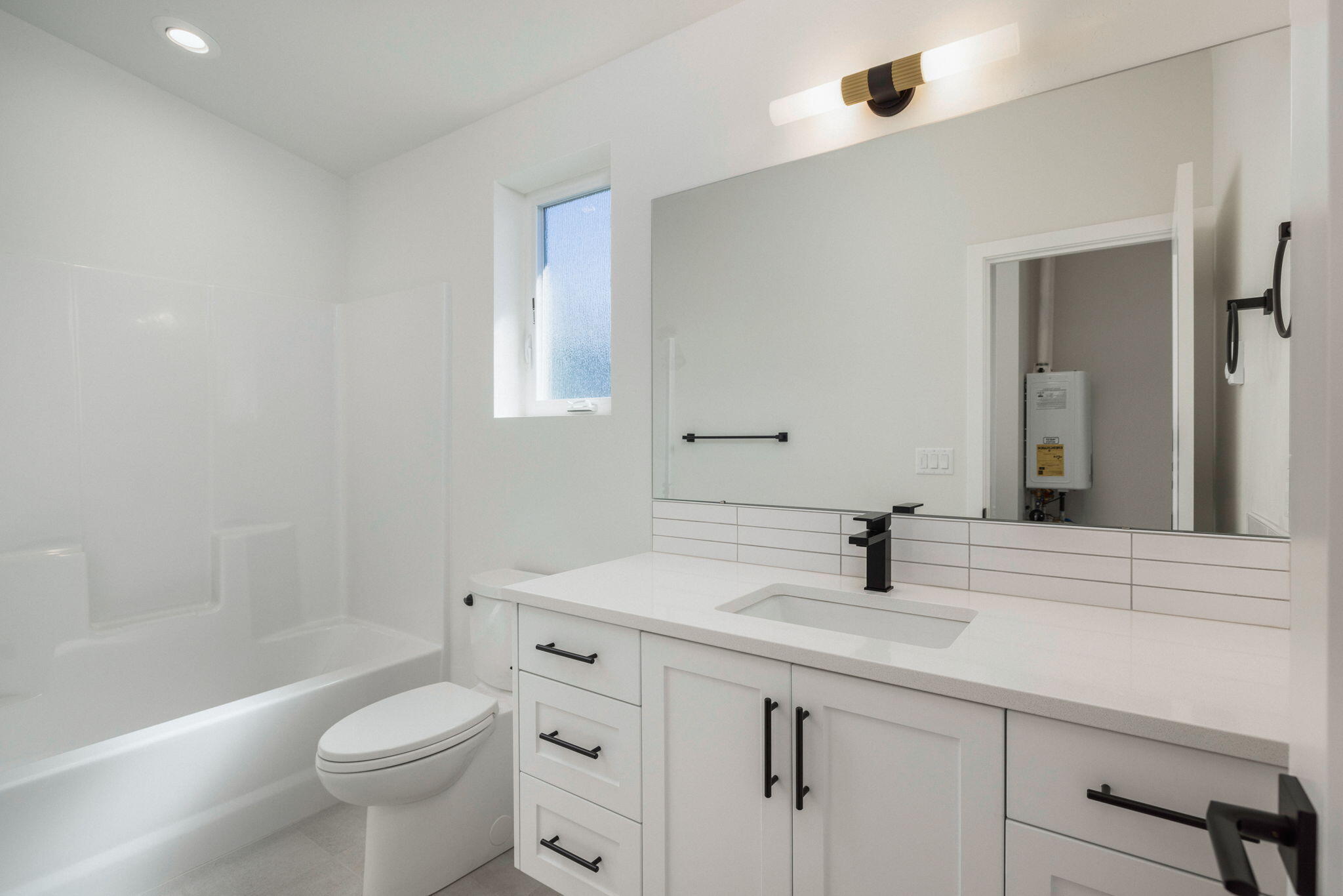 20522 Murphy Road, Unit LOT 47 Bend, OR 97702 - Photo 29 of 30 ADU FULL BATH